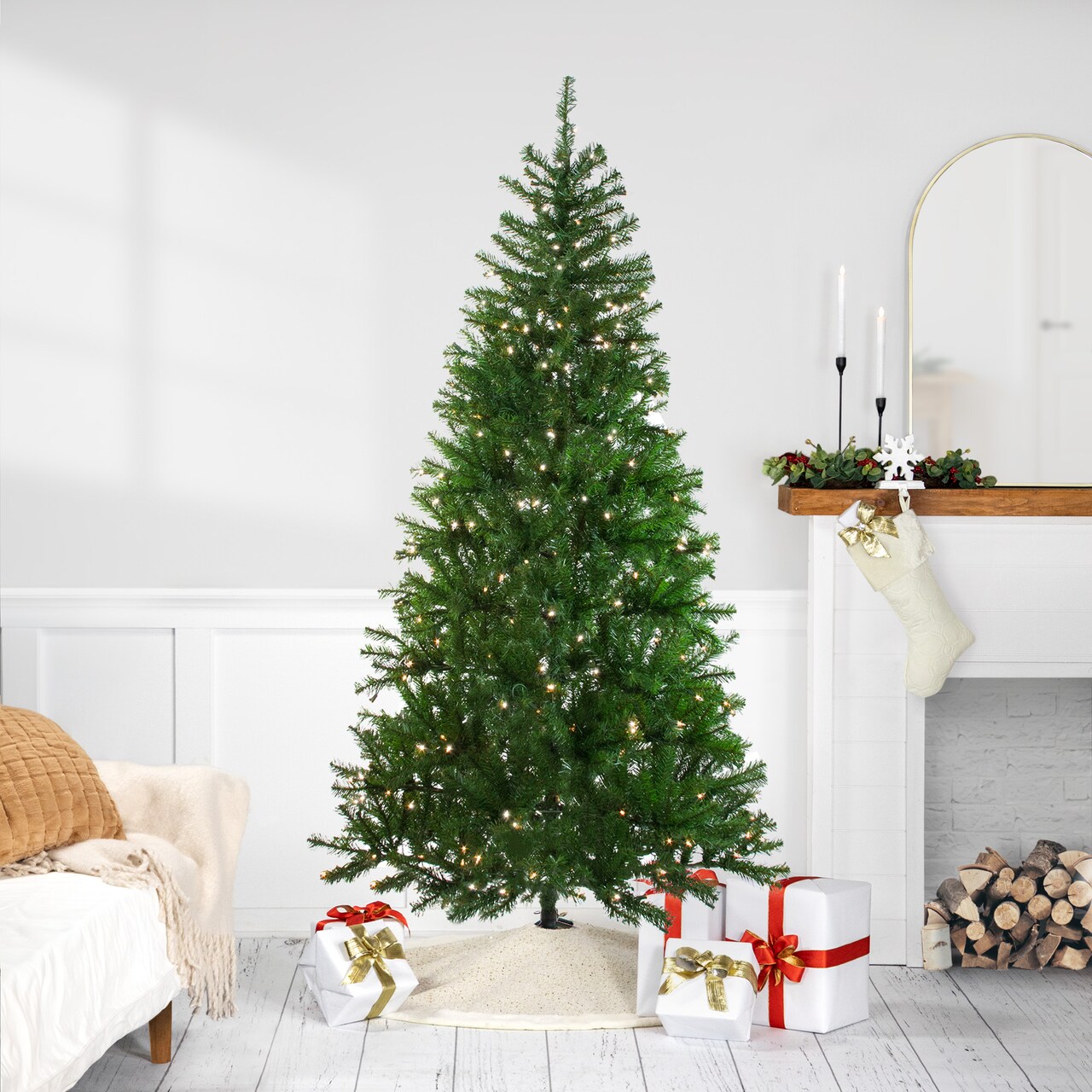 Northlight Pre-Lit Vail Spruce Medium Artificial Christmas Tree - 7' - Clear Lights